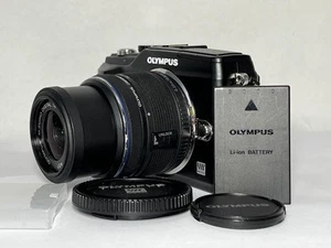 Olympus PEN E-PL2 Body Black Lens Kit in Good Condition - Picture 1 of 10