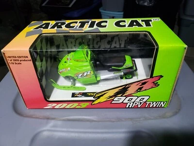 1/18 Diecast 2003 Artic Cat ZR 900 APV Twin 1 Of 2808 - Image 1 of 3