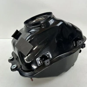 CFMOTO 300SR CF300 2022 Fuel tank 6KM-121000-8001 - Picture 1 of 8