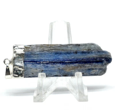 52.5ct Blu Cianite Cristallo Ciondolo Naturale Minerale Lama Argento Placcato - - Immagine 1 di 4