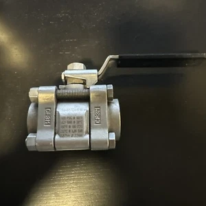 Swagelok SS-65TDVF12-JL-SC11 Shutoff Valve 316 Stainless Steel 3/4" NPT 1000 PSI - Picture 1 of 6