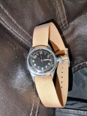 Vintage Waltham US Navy Aviator FSSC -88-W-800.  Runs - Image 1 of 4
