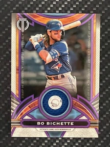 2023 TOPPS TRIBUTE GENEHMIGUNGSSTEMPEL BO BICHETTE RELIKT LILA BLAU JAYS/50 - Bild 1 von 2