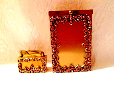 Vtg MCM Pigeon Jewel Gold Metal Cigarette/Business Card Holder & Lighter JAPAN - Image 1 of 4