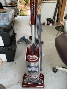 Shark Duo Clean Powered Lift-Away Upright Vacuum Cleaner NV801 66 Tested Works - Picture 1 of 18
