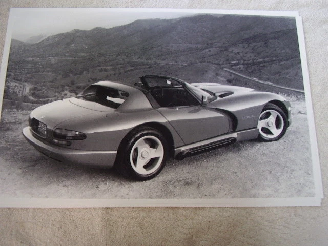 1992 DODGE VIPER    11 X 17  PHOTO  PICTURE   # 2 - Image 1 of 1