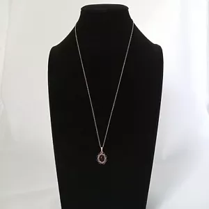 Vintage Onyx Pendant Necklace With Stone In Gold Tone Setting and Chain - Picture 1 of 9