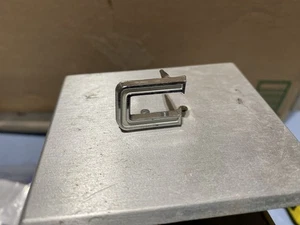 Letter “C” 1199789 NOS OEM trim chrome Emblem Hood Trunk - Bild 1 von 16