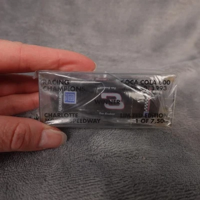 Vintage 1993 Racing Champions Dale Earnhardt #3 Goodwrench NASCAR Coca Cola 600 - Imagem 1 de 4