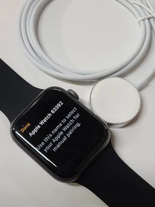 Apple Watch Series 4 , 44mm ,GPS +LTE, Gray ,Fair: BN456 - Photo 1 sur 9