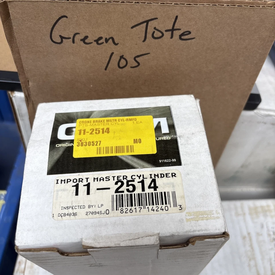 Cilindro maestro marca OEM Volkswagen 1990-1996 Passat Golf Jetta Eurovan Foto 1 de 2