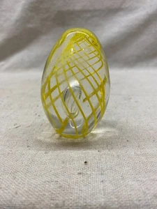 Kontrollierte Blase gelb Wirbel Klarglas Ei Kunst Glas Briefbeschwerer - Bild 1 von 3