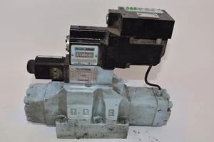 Parker Hagglunds Denison D1P06-45-4330-43-31-202-B1 Proportional Servo Valve - Picture 1 of 8