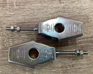 DOS AJUSTADORES DE CADENA ORIGINALES HONDA CBR125 2011-2016 - (40543-KPP-T00) - Imagen 1 de 4