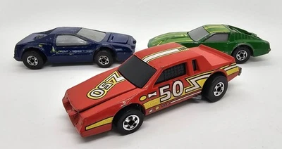 Hot Wheels 1984 Red Buick Regal Z50 Hood Basher Crack-Ups + Two BONUS CRACK-UPS - Bild 1 von 4