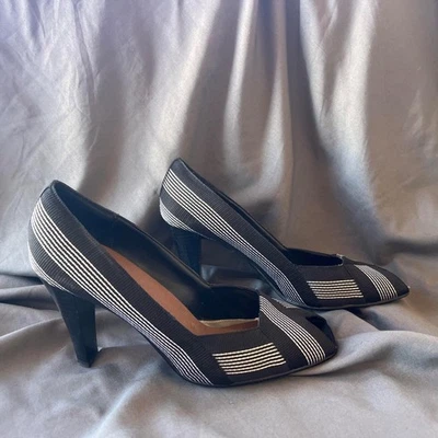 Nine West Black & White Fabric Ribbon Pattern Open Toe Heels Ladies Size 6 1/2 M - Image 1 of 4