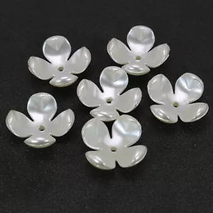 100 Piezas Marfil Acrílico Perla Flor Cuentas Tapas 0.63" Agujero Central Disfraz Costura - Imagen 1 de 11