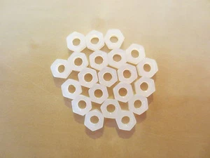 20 Stück Sechskantmutter Mutter M4 DIN555  aus Polyamid Kunststoff - Bild 1 von 1