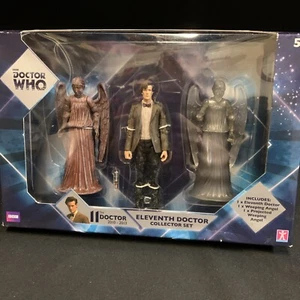 DOCTOR WHO Figure Eleventh 11th Dr Collectors Set Projected And Weeping Angel - Picture 1 of 21