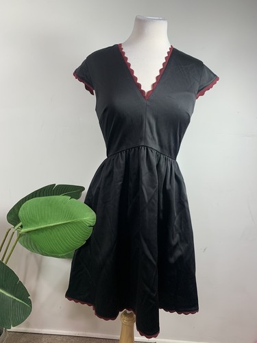 Abito Kate Spade New York nero a forma di V taglia 4