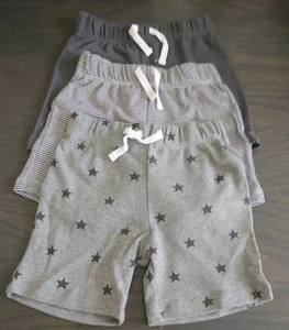 Set 3 pantaloncini blu grigio nuovi senza etichette bambino ragazzo o ragazza taglia 18 mesi Amazon Essentials - Foto 1 di 3