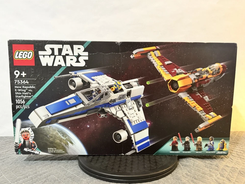 LEGO Star Wars: New Republic E-Wing Vs. Shin Hati's Starfighter (75364)  - Image 1 of 4