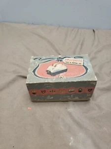 Pop Up Toaster Salt And Pepper Shaker Set Rockefeller center in original box  - Picture 1 of 11