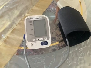 blutdruckmessgerät mit rückgaberecht omron M400 - Bild 1 von 2