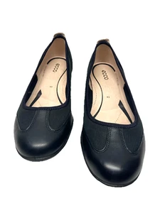ECCO Comfort Foam Slip On Flats Walking Shoes Black Size 12 Us New Floor Model - Picture 1 of 6