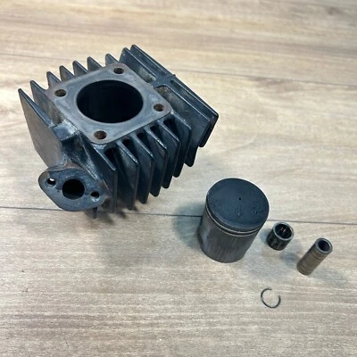 03-06 Kawasaki KDX50 KDX 50 JR50 2006/OEM bonito STD. JARRA CILÍNDRICA CON PISTÓN Foto 1 de 4