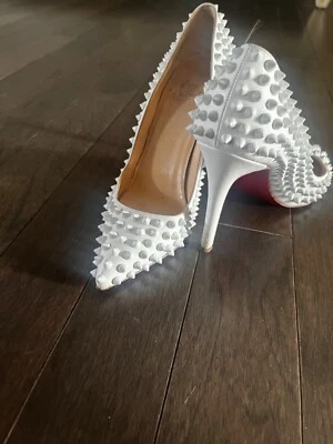 Christian Louboutin Women's Pigalle Spikes 100mm Pumps Heels Nude EU 37.5 US 7.5 - Image 1 of 4