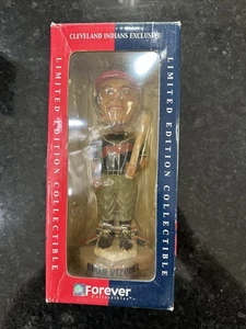 Vintage Cleveland Indians Omar Vizquel Bobblehead Limited Edition Forever Neu in OVP - Bild 1 von 9