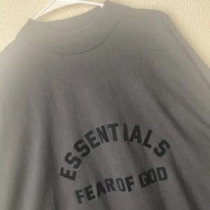 Fear Of God Essentials T-Shirt Men L OVERSIZED Streetwear Hip Hop FOG Mock Neck - Picture 1 of 15