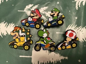 5 x Mariokart Pins Official Nintendo No Boxes - Picture 1 of 8
