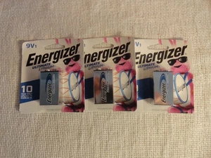 Energizer E300315404 9 V Batteries -  3 Count - Picture 1 of 2