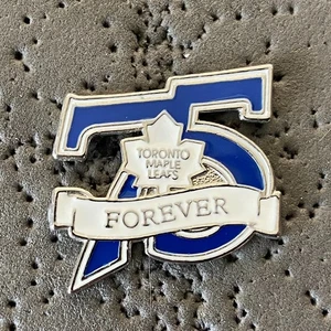 Toronto Maple Leafs 75 Forever NHL Hockey Pin - Imagen 1 de 2