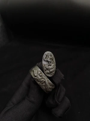 Tipo japonés Kashira y Fuchi para wakziashi Dragón Hai-ryu Negro Y044 Foto 1 de 4