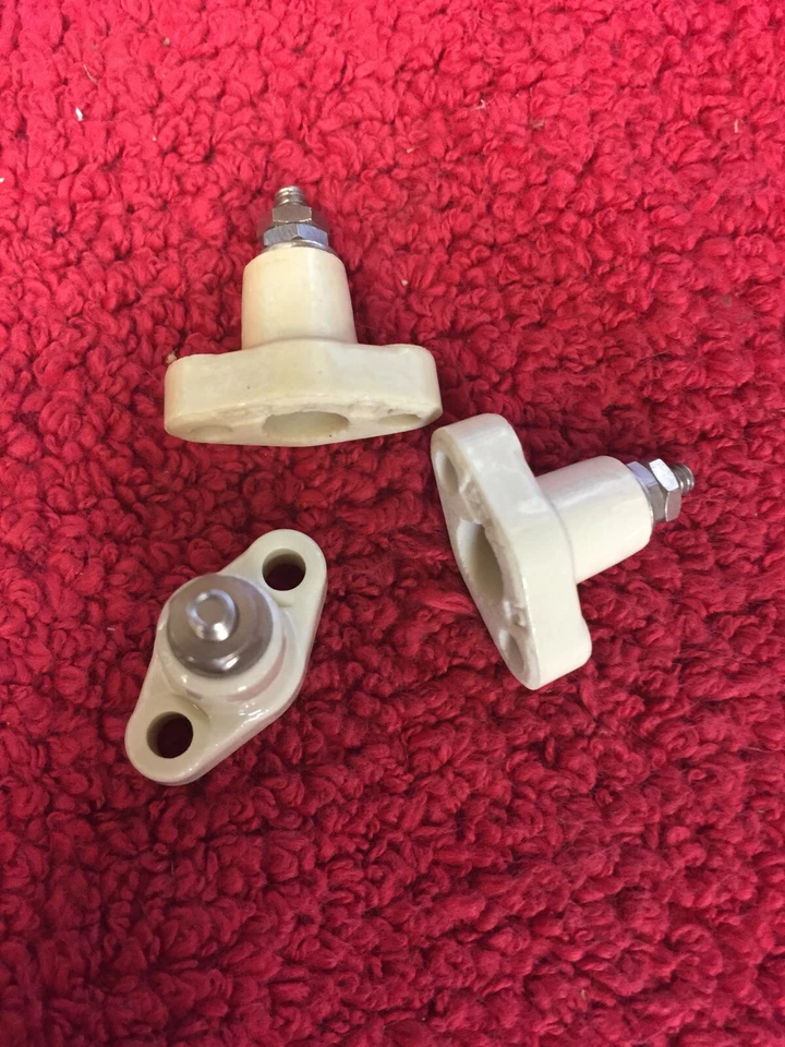 24 EF JOHNSON КЕРАМИЧЕСКИЕ ИЗОЛЯТОРЫ 3 ШТ НОВЫЙ - Изображение 1 из 1