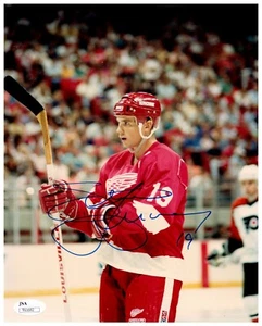 Steve Yzerman Detroit Red Wings Autographed Signed 8x10 Color Photo JSA COA - Picture 1 of 4