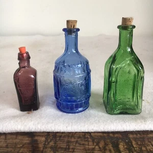 3 Small Vintage Bottles Root Bitters & Chief Wahoo Tonic - Picture 1 of 7