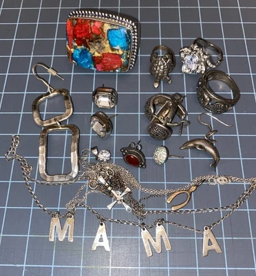 Lot Vintage Sterling Silver Wear Or Scrap 60g Earrings Rings Chains All Marked - Image 1 of 4