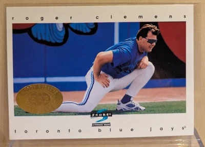 1997 Score HOBBY RESERVE #430 Roger Clemens Blue Jays RARE GOLD STAMP PARALLEL - Image 1 of 2