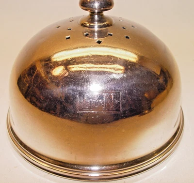 L&N FERROCARRIL PLATA DOS PIEZAS PLATO CALIENTE CUBIERTO, MARCADO L&N EN AMBAS PIEZAS Foto 1 de 4