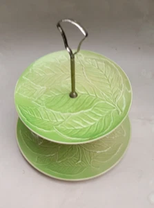 ROYAL WINTON INGLATERRA DISEÑO HOJAS 2 Niveles China Pastel Plato Soporte en muy buena condición 27 cm de diámetro - Imagen 1 de 9
