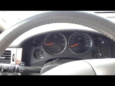 Medidor de velocímetro usado serve: 2009 Gmc Yukon XL 1500 cluster EUA Denali grau A - Imagem 1 de 4