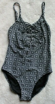 Maiô Old Navy Junior's preto/branco frente de renda peça única ~XS~ - Imagem 1 de 4