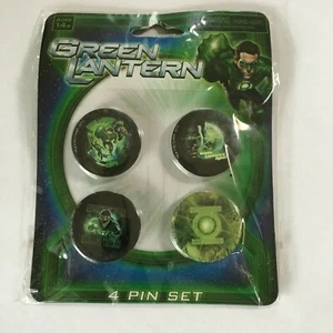 DC Comics Green Lantern 4 Pin/Button Sammlerstück Set Neu RAR Ryan Reynolds  - Bild 1 von 3