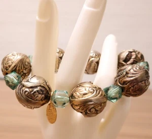 Tarina Tarantino bracelet Wizard of Oz Emerald City beaded green Lucite goldtone - Picture 1 of 9