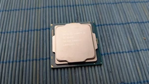 Intel Core i5-8600K 3,6GHz Sockel 1151 V2 - Afbeelding 1 van 2
