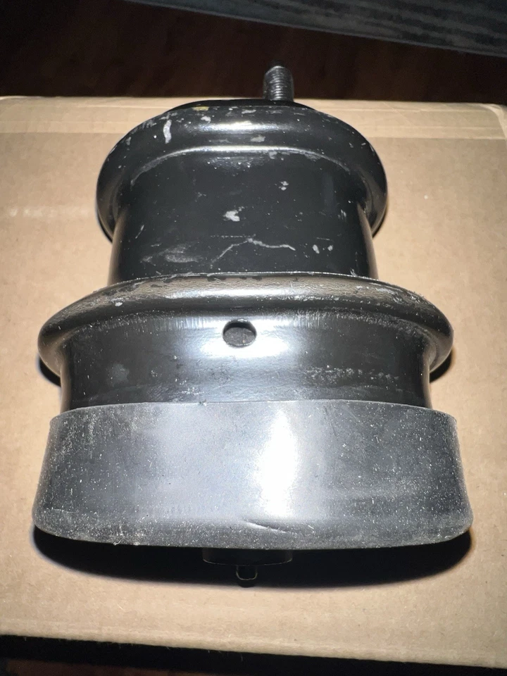 Lexus GS350 2013 montaje de motor Foto 1 de 3